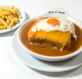 Francesinha de Vitela c/ Ovo e Batata Frita